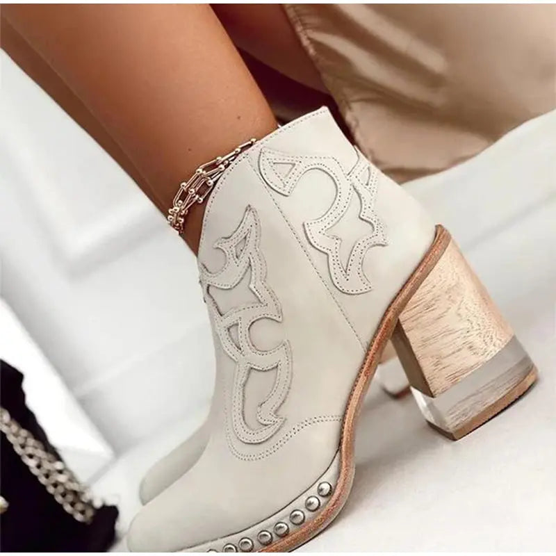 Embroidered Thick Heel Vintage Ankle Boots FOUR RIVAGE