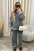 Two Piece Set Crew Neck Sweater and Knit Pants FOUR RIVAGE